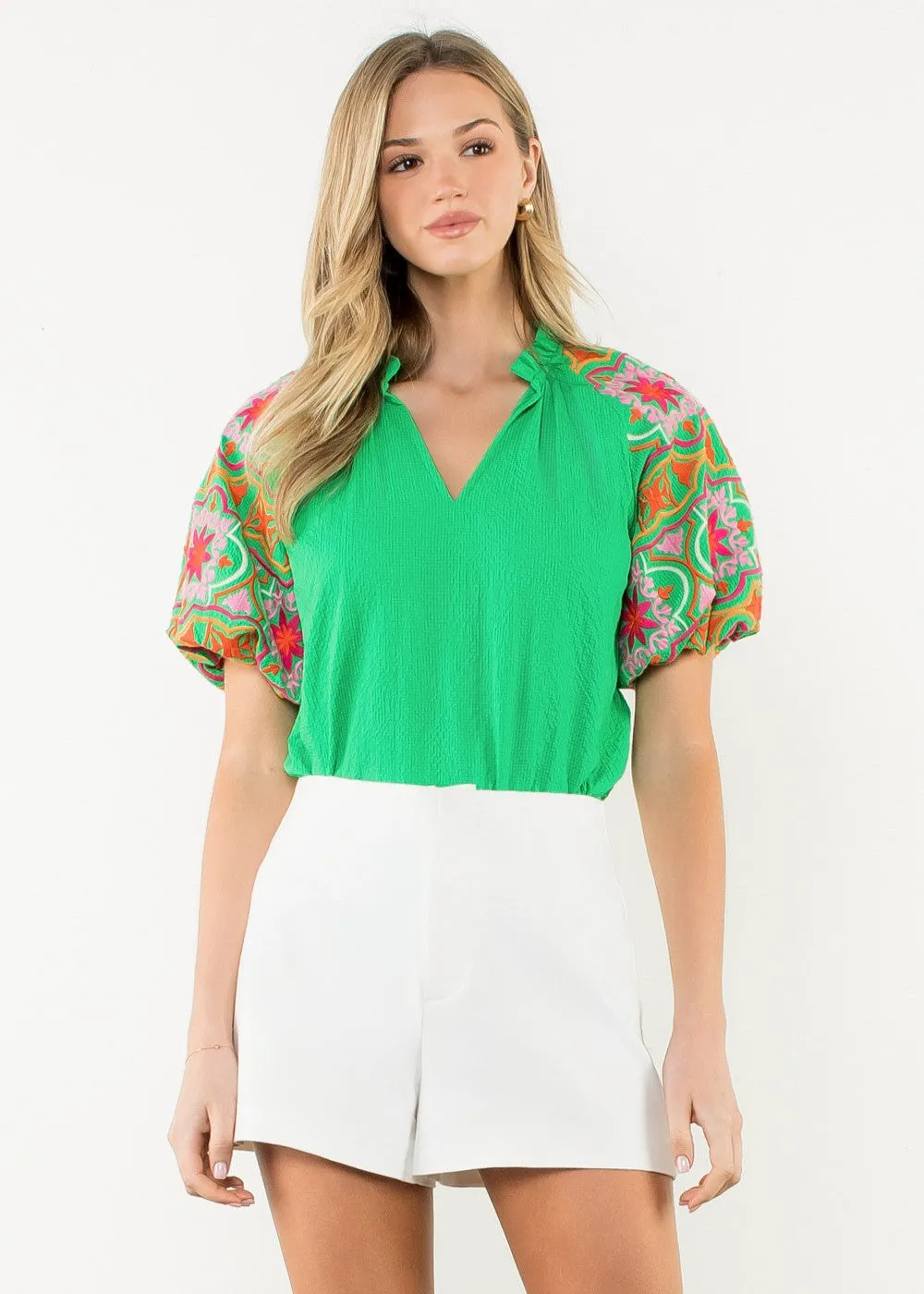 SNAP A PHOTO EMBROIDERED PUFF SLEEVE TEXTURED TOP