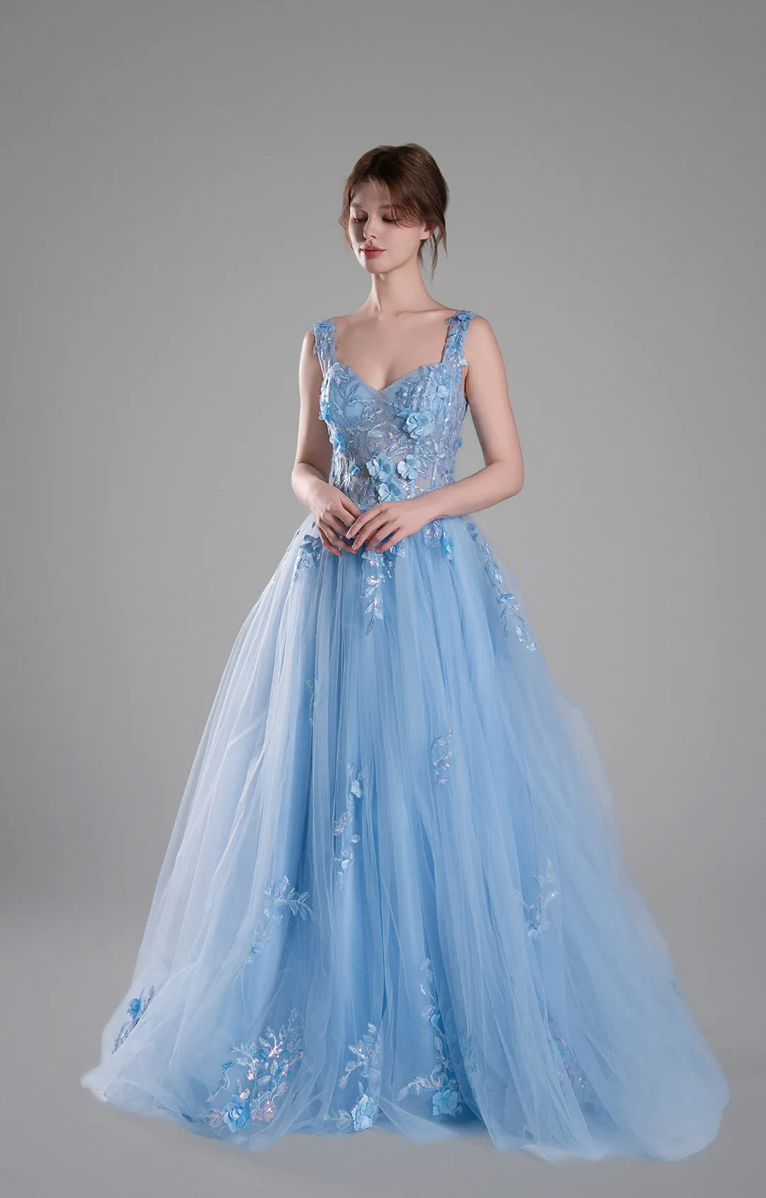 Sweetheart 3D Floral Embroidery Appliquéd Puffy Dresses
