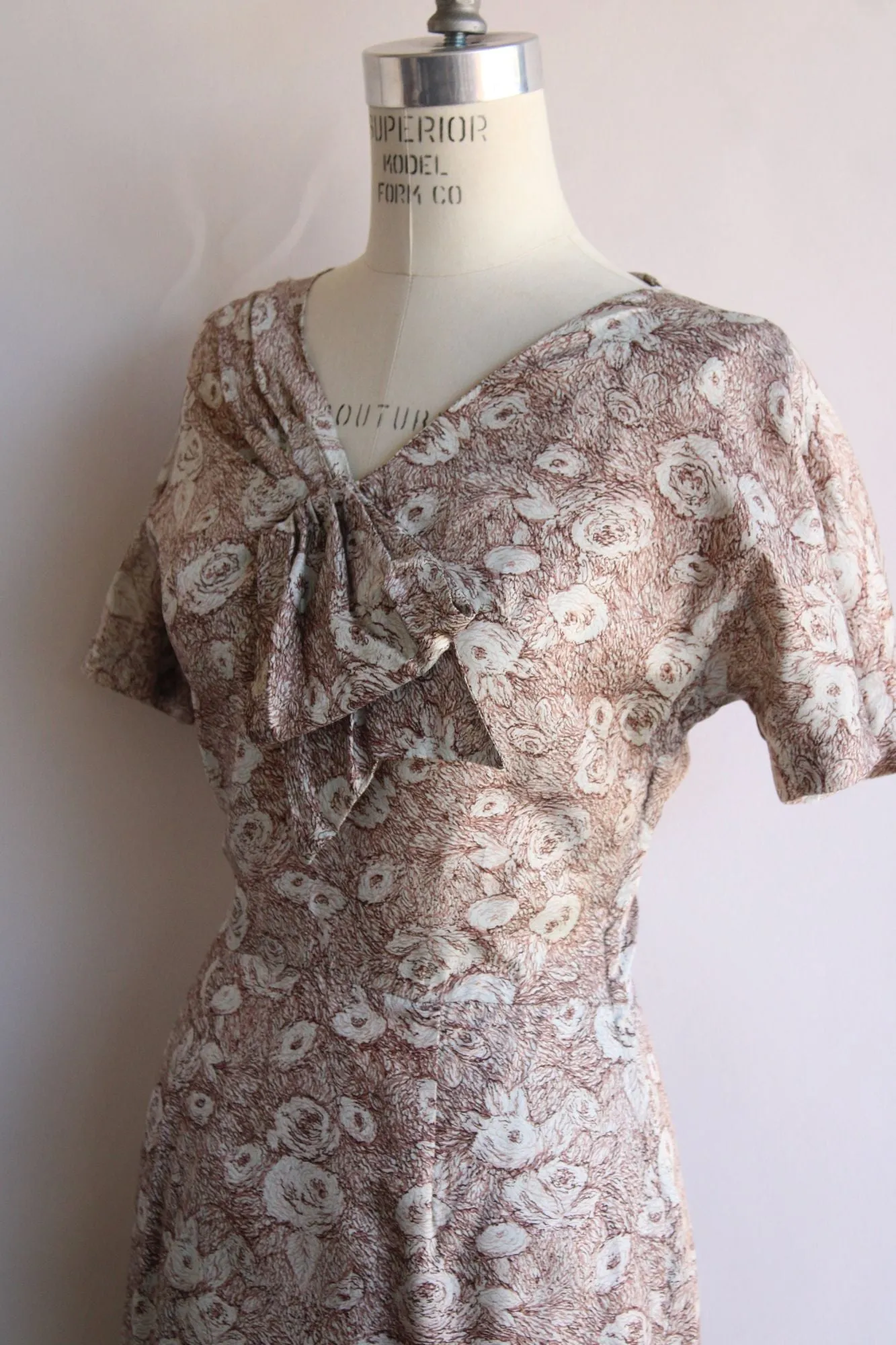 Vintage 1940s Kay Carter Brown and Gray Floral Print Rayon Day Dress