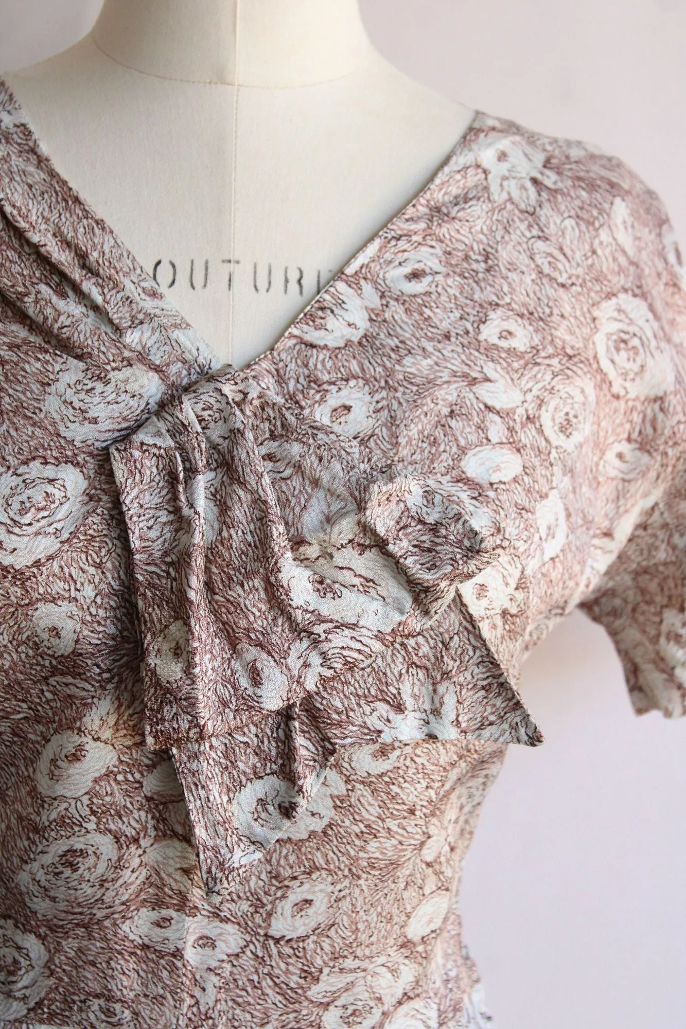Vintage 1940s Kay Carter Brown and Gray Floral Print Rayon Day Dress